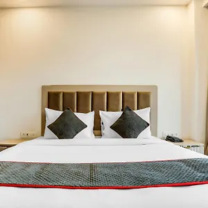 Super Townhouse Ma-32 Hotel