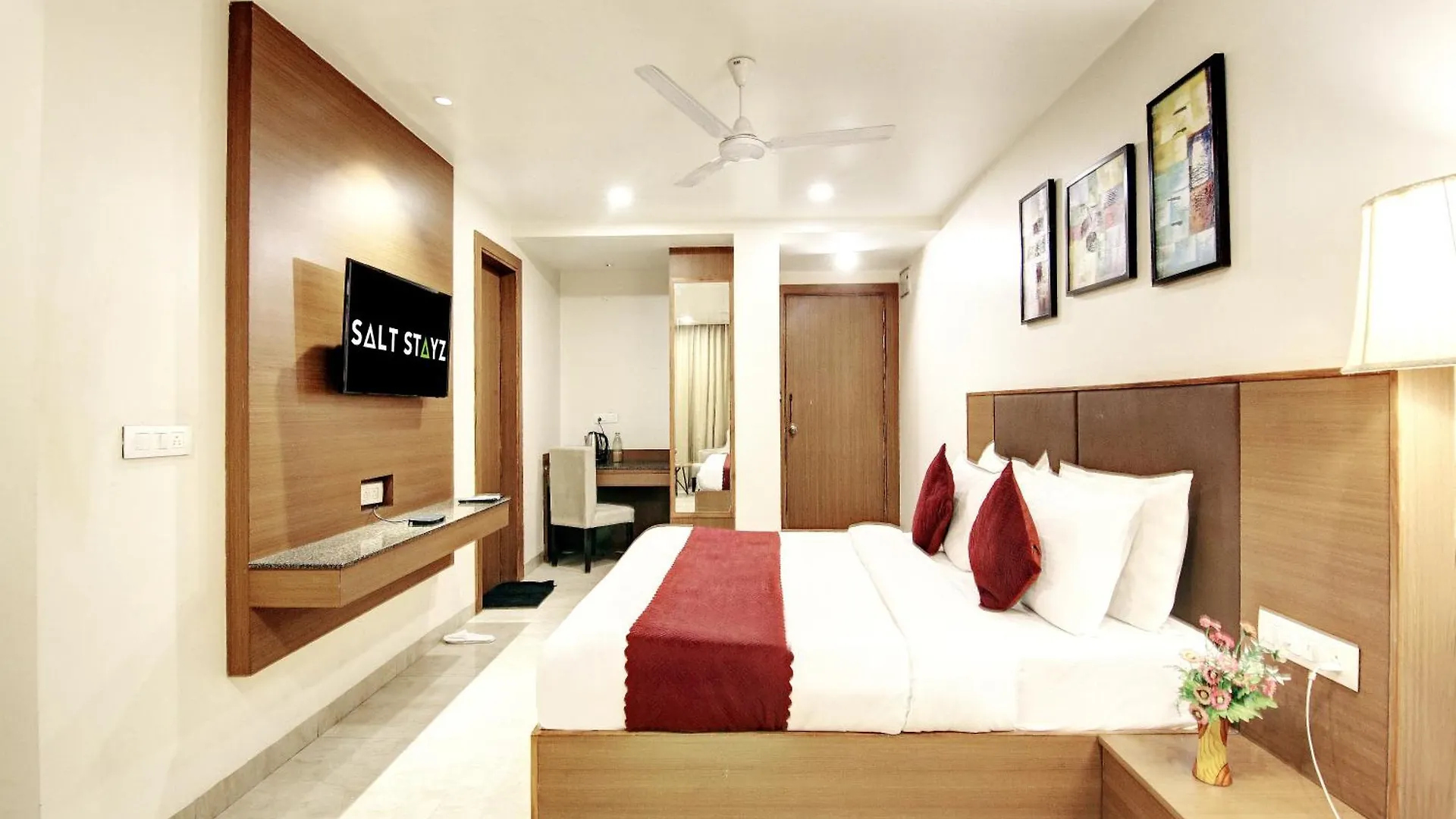 Saltstayz Select - Unitech Cyber Park Gurgaon Hotel