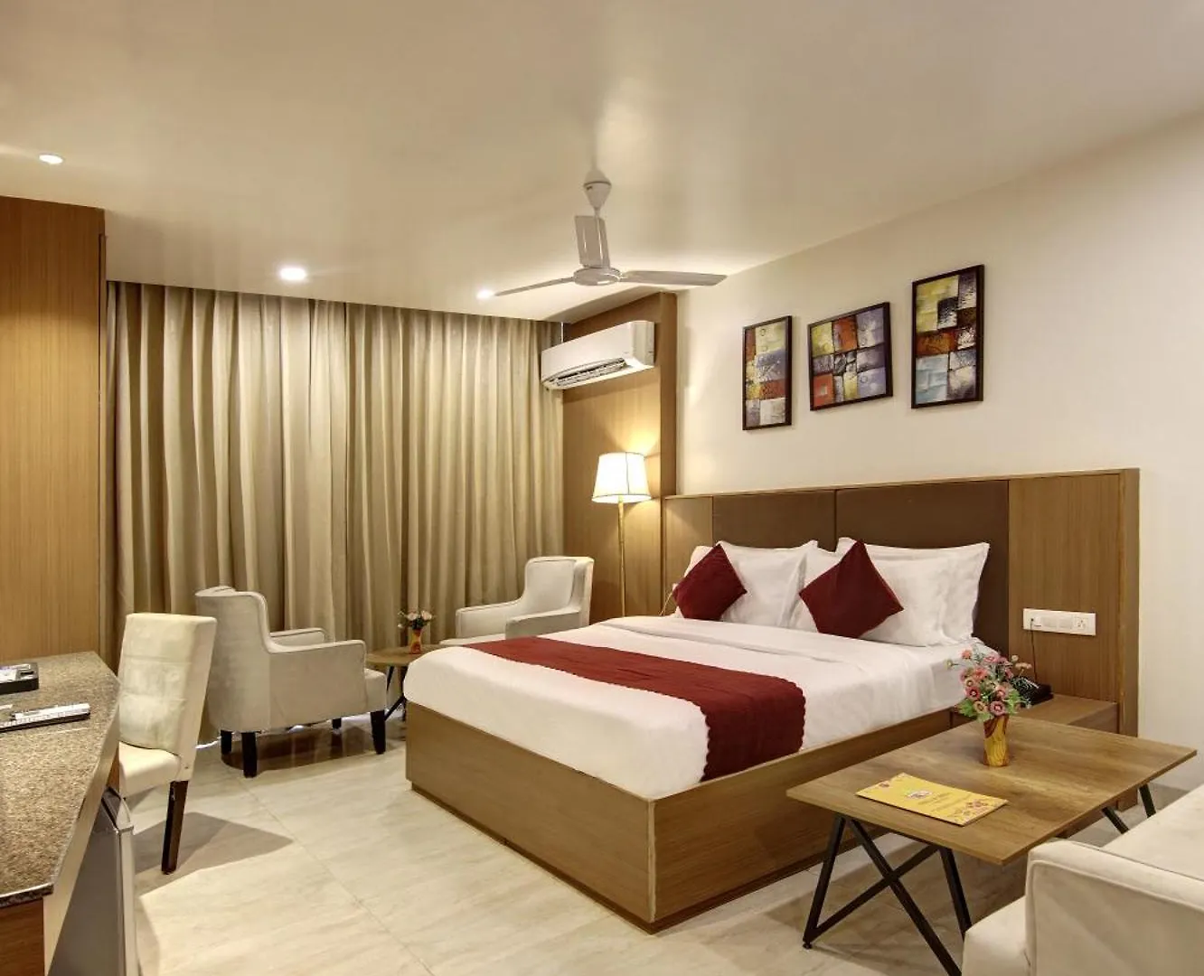 Saltstayz Select - Unitech Cyber Park Gurgaon India