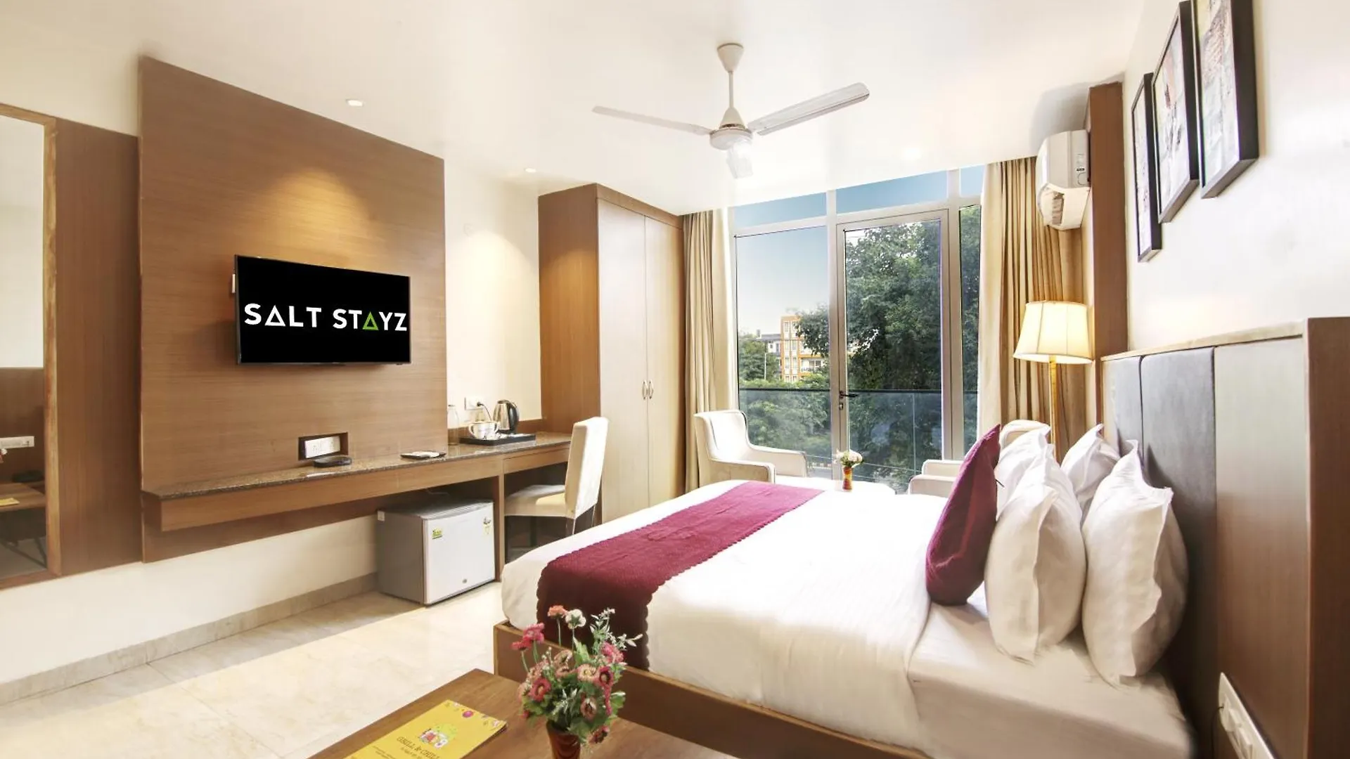 Saltstayz Select - Unitech Cyber Park Gurgaon 4*,
