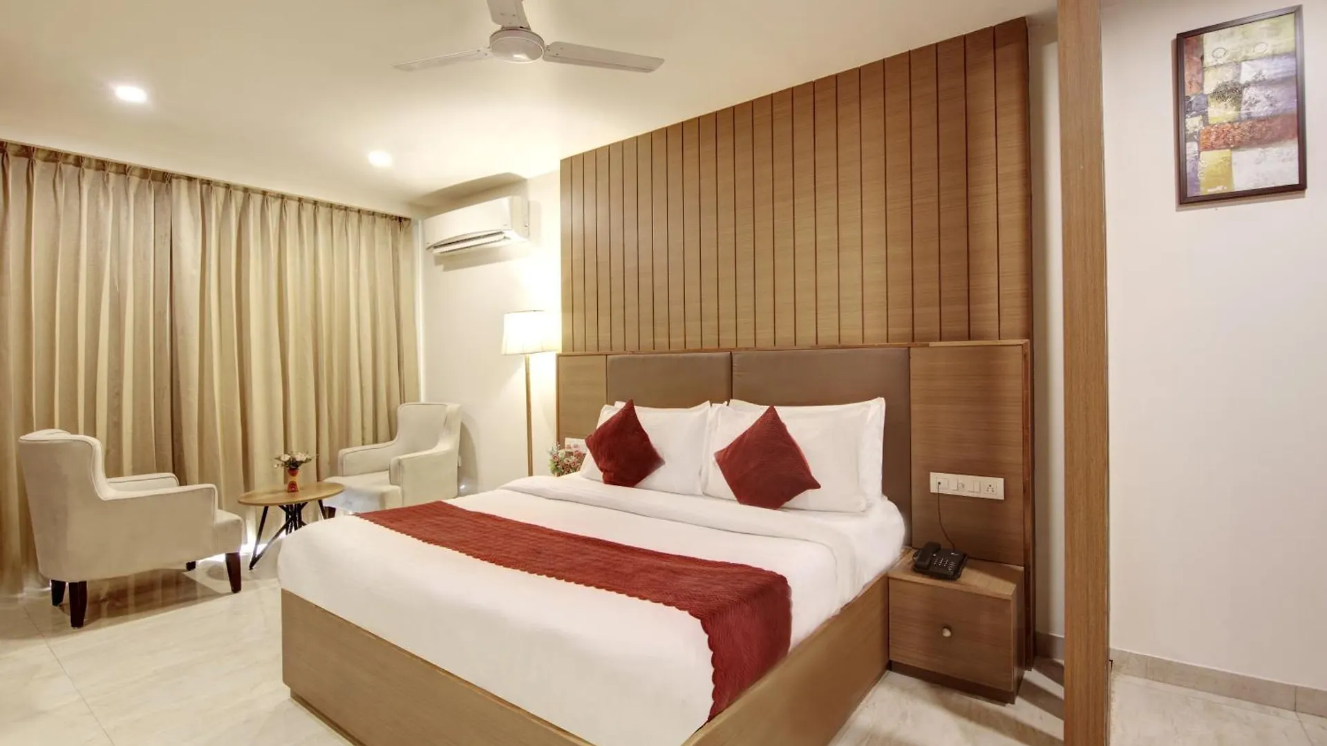 Saltstayz Select - Unitech Cyber Park Gurgaon