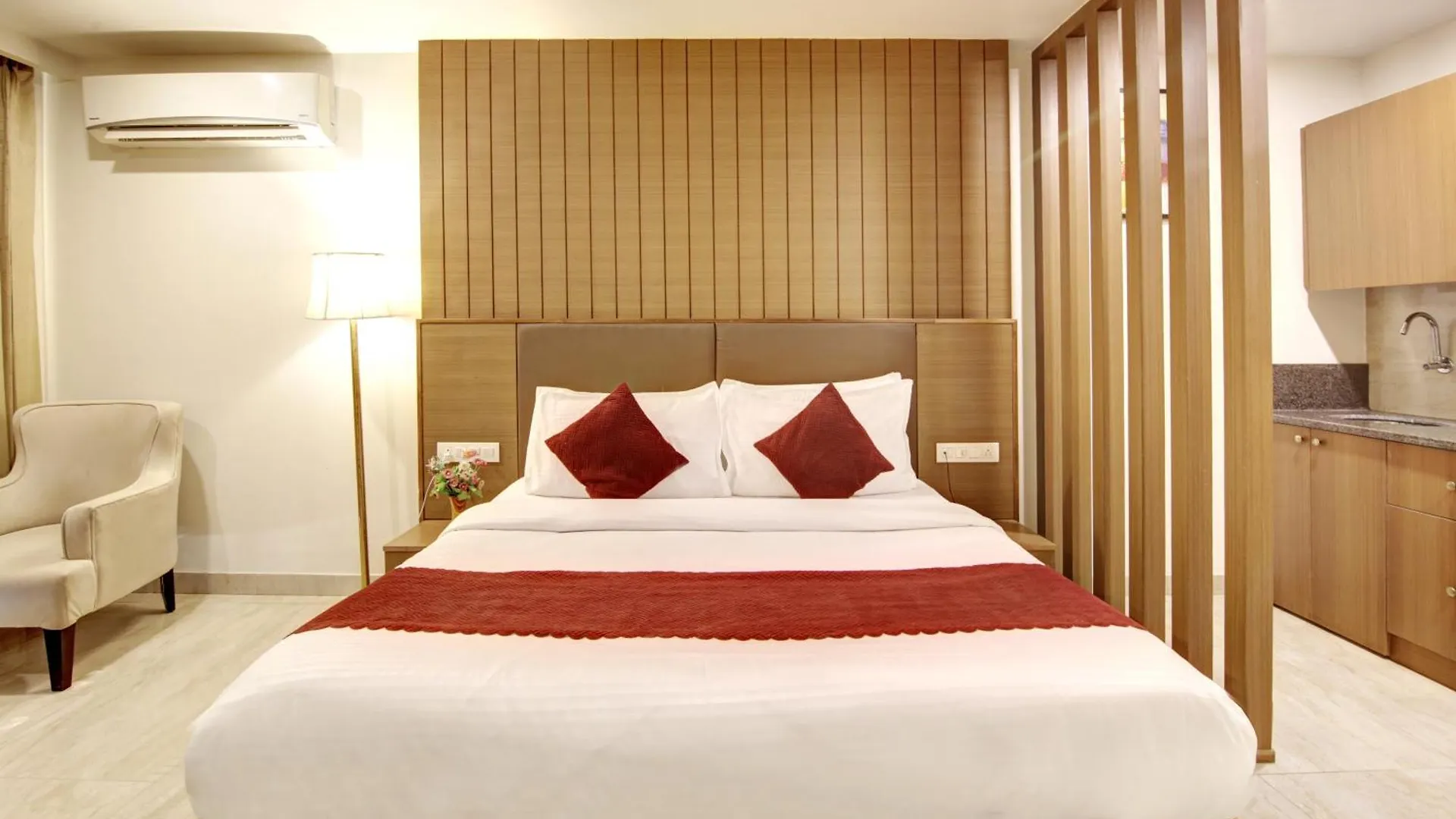 Saltstayz Select - Unitech Cyber Park Gurgaon Hotel